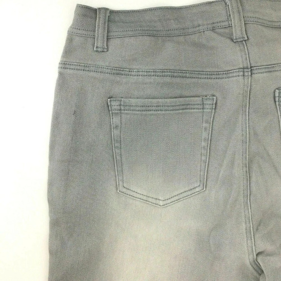 Diane Gilman Jeans Distresse… - Picture 8 of 8